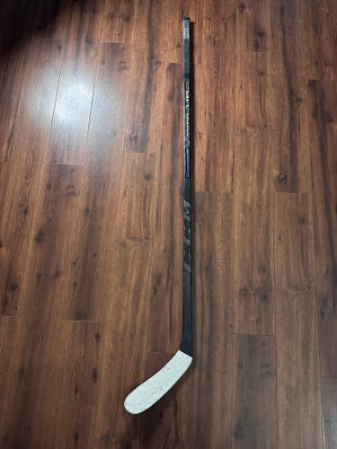Used Senior CCM Right Handed P28 RibCor Trigger 6 Pro Hockey Stick