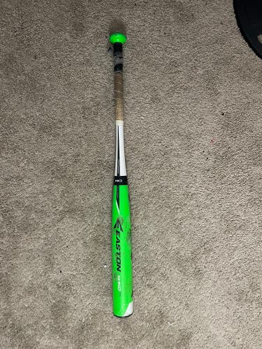 Used  Easton Composite 20 oz 30" Mako Torq Bat