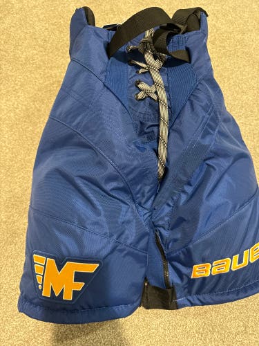 New Bauer Hockey Pants Junior Small / Blue