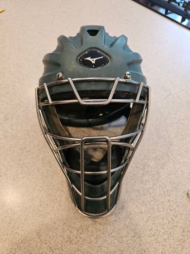 Used Mizuno G4 Samurai Catcher's Mask