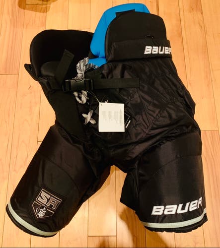 Bauer nexus BCHL Silverbacks