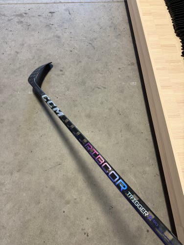 NHL New Senior CCM Left Hand P29 85 Flex Pro Stock RibCor Trigger 7 Pro Hockey Stick