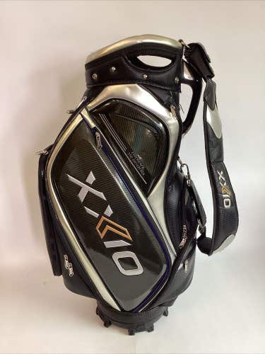 XXIO Golf Staff Style Bag Medium Size