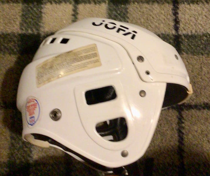 icône de couleur de casque de hockey sur glace. illustration