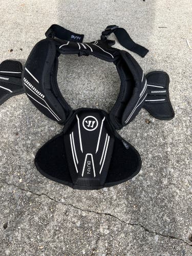 Used Medium Youth Warrior Burn Shoulder Pads