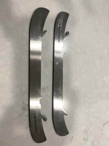 New Bauer 212 LS Balanced Player Steel 13ft Profile