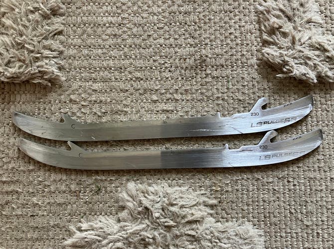 Bauer Ls pulse steel 230 Size 3.5