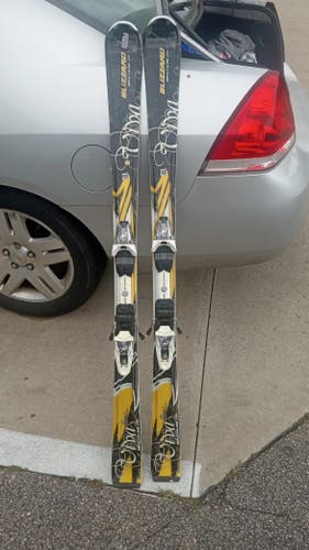 Used 2010 Women's Blizzard  Viva Magnum 7.6 All Mountain Skis With Bindings