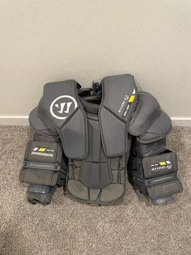 Warrior Goalie RG2 pro Senior Chesty