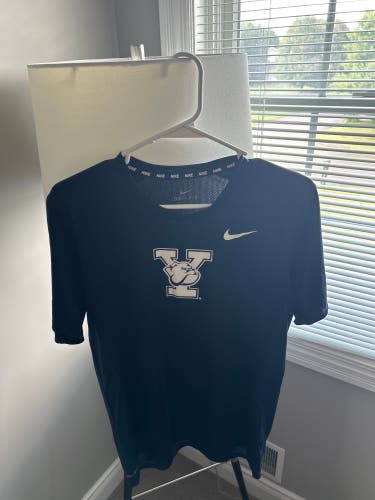 Yale Bulldogs Nike Dri Fit Tee