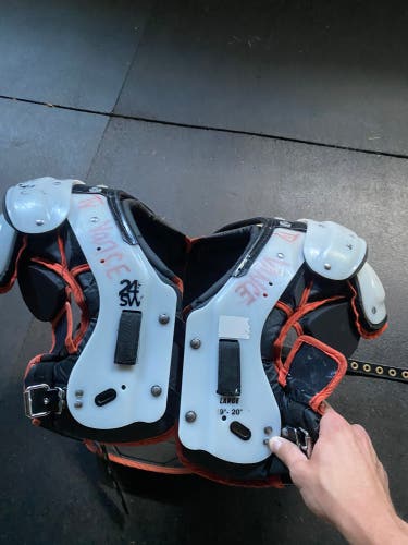 Used Adult Douglas Shoulder Pads