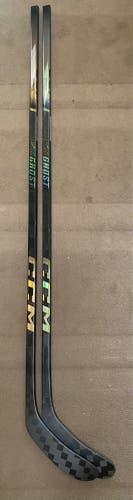 Bundle 2x New Senior CCM FT Ghost Right Handed Hockey Sticks P28 85 flex