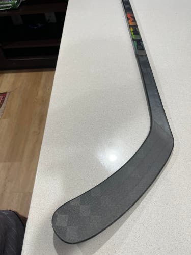 New Senior CCM Right Handed P29  FT Ghost Hockey Stick