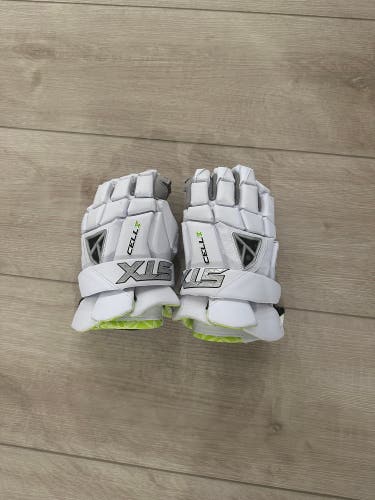 Utah Lacrosse Issued Gloves