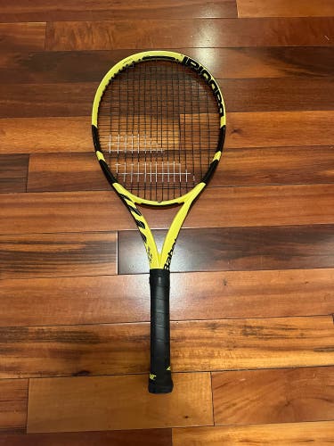 Used  Babolat Pure Aero Jr 26 Tennis Racquet