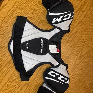 CCM Youth Shoulder Pads