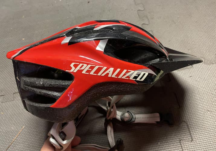 New Men's Specialized B90A Bike Helmet Road Bike