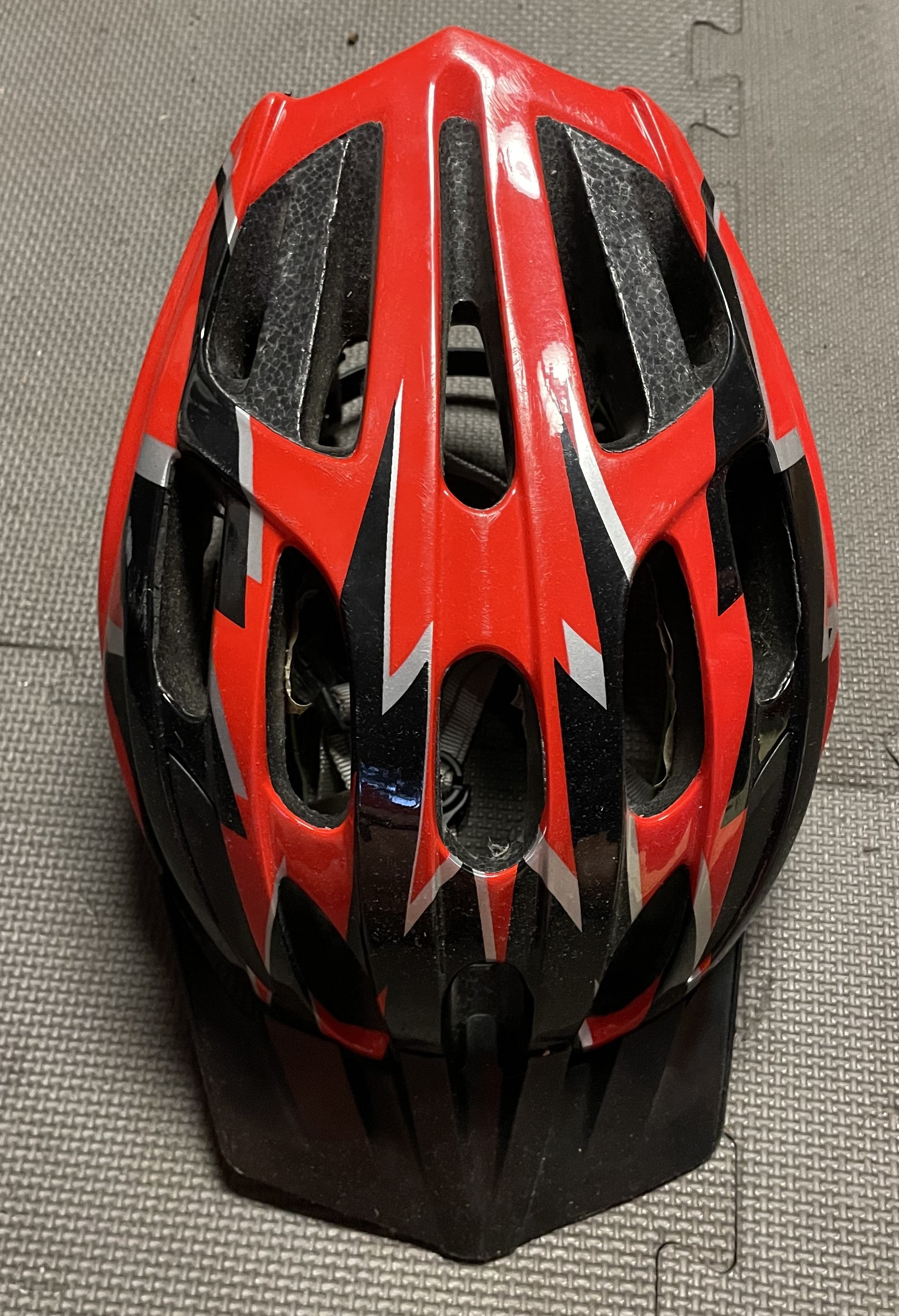 【新品未使用・未開封】BICYCLE OSMAND V2・赤デック ２種類 新型SRAM RED AXSを搭載した最速のレースバイク S-Works Tarmac