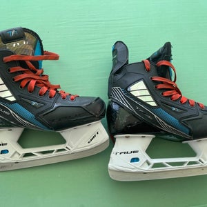 True TF7 Hockey Skates | INT 4.0 | Regular