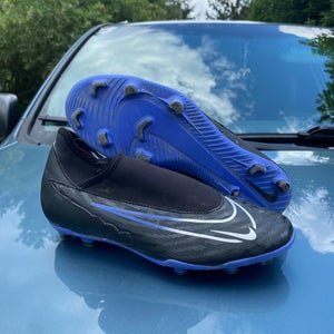 New Size 8.5 Nike Phantom GX Club DF FG/MG Soccer Cleat