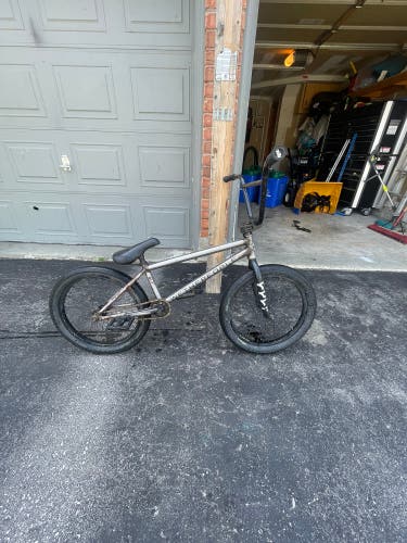 wethepeople 20” bmx bike