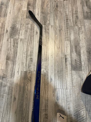 Used Senior Bauer Left Hand P28 Pro Stock Vapor Hyperlite 2 Hockey Stick