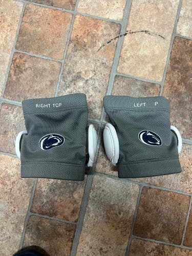 Penn State Maverik Rome elbow caps size large