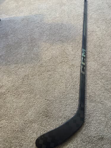 New Senior CCM Left Hand P28 65 Flex FT Ghost Hockey Stick