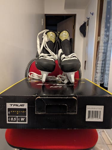 New Senior True Catalyst 7 Hockey Skates Wide Width 8.5