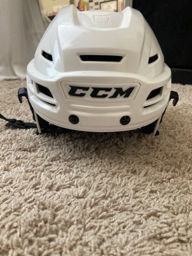 New Medium CCM  Tacks 710 Helmet