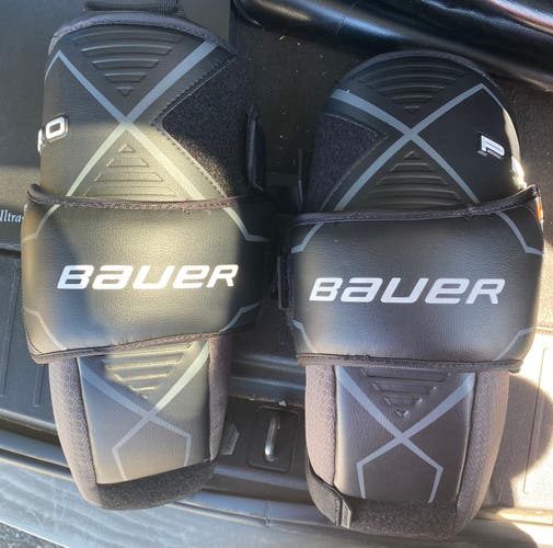 New Bauer Pro Knee Pads