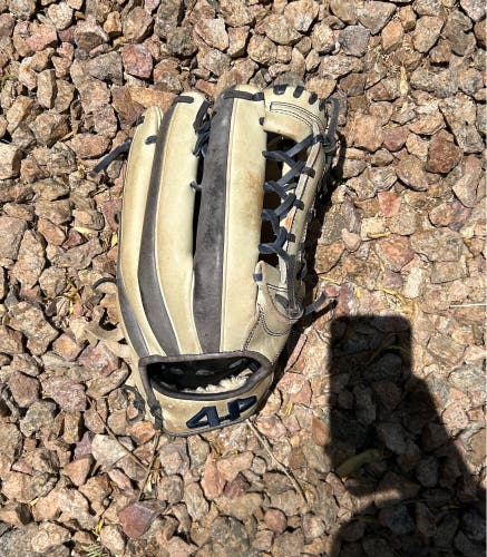 44 PRO CUSTOM 13’ OUTFIELD GLOVE USED