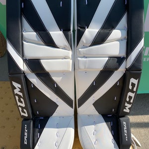 Black New 30" Intermediate CCM Extreme Flex E5.5 Goalie Leg Pads