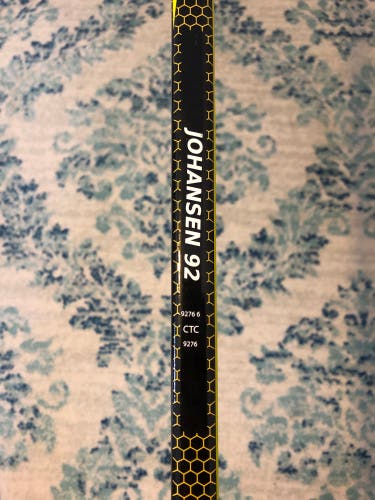 New Senior True Catalyst 9X Right-Handed Ryan Johansen Pro Stock Hockey Stick (TC2/100 Flex)