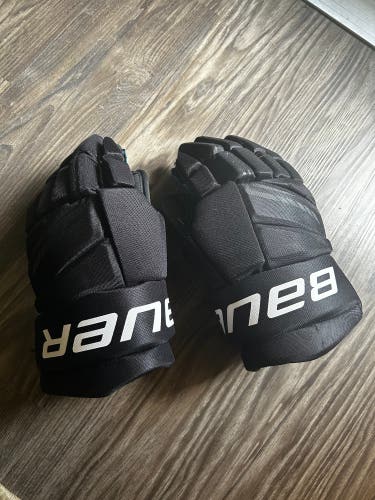 Bauer X Hockey Gloves