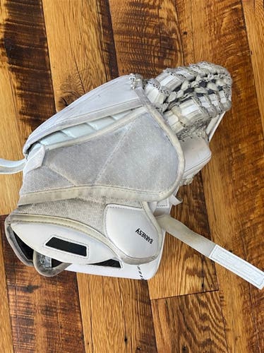 Hyperlite goalie glove and blocker