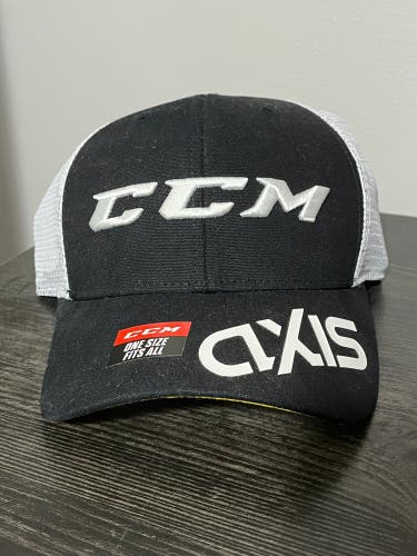 CCM HOCKEY HAT AXIS GOALIE RELEASE ONE SIZE NEW