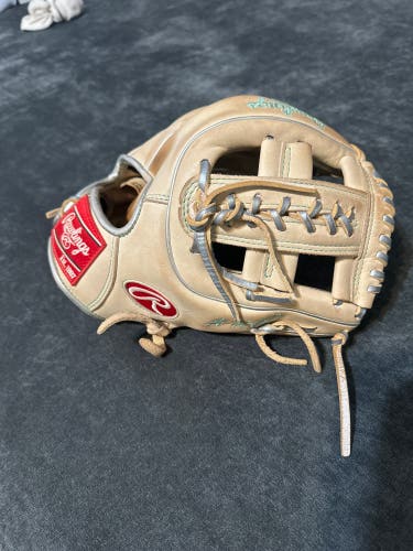 Used Infield 11.5" Heart of the Hide Baseball Glove