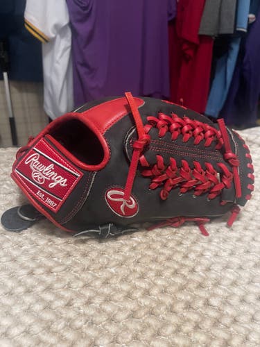 Used 2013 Rawlings Pitcher's Heart of the Hide Baseball Glove 12"