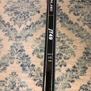 New Senior True Catalyst 9X Right-Handed JT49 Pro Stock Hockey Stick (Custom/85 Flex)
