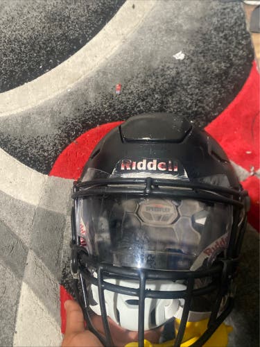 Riddell Helmet trading for a f7