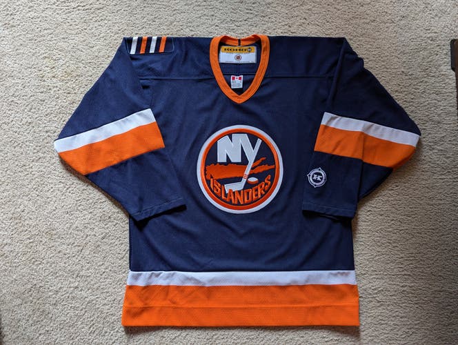New York Islanders Replica Jersey