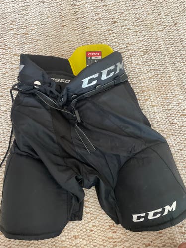 Used Junior Small CCM Tacks 9550 Hockey Pants