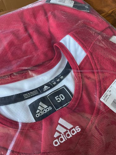 New Adidas Size 50 Red Practice Jersey