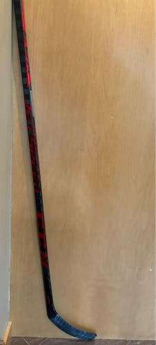 Used Intermediate CCM Jetspeed FT4 Pro Right-Handed P29 Hockey Stick