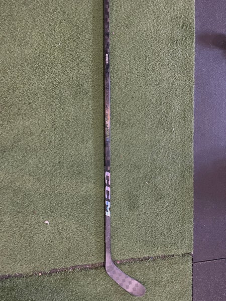 New Senior CCM Left Hand P28 Pro Stock CCM Trigger 9 pro Hockey Stick