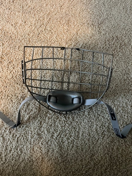 Bauer Nike helmet cage