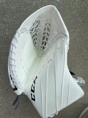 New Junior CCM EFLEX 5.5 Full Right Goalie Glove