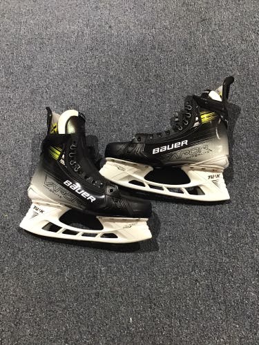 New Senior Bauer Bunting Pro Stock 9 1/4 Vapor Hyperlite 2 Hockey Skates