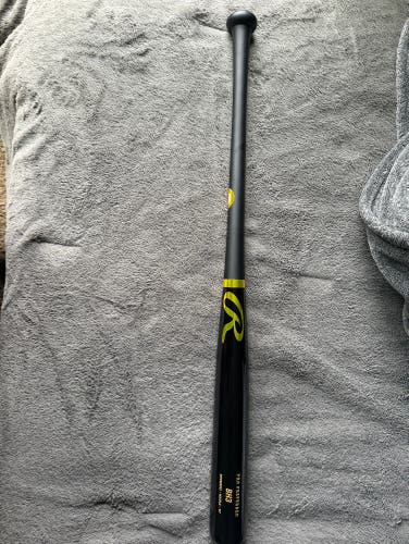 Rawlings wood baseball Bat